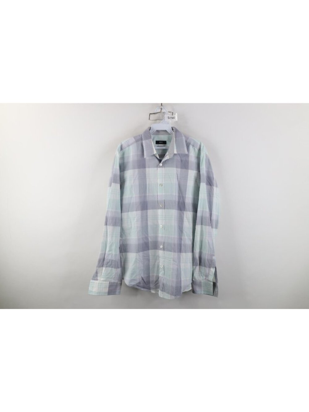 Hugo Boss Mens Medium Slim Fit Lightweight Cotton Collared Button Shirt Plaid